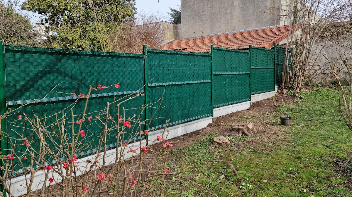 Artisan Beck - Clôturiste & Aménagement de jardin - Notre atelier