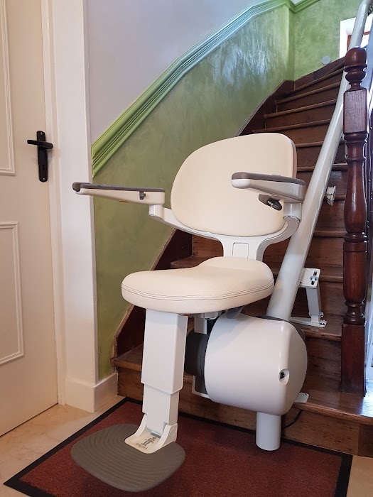 Installation de monte-escalier sur mesure