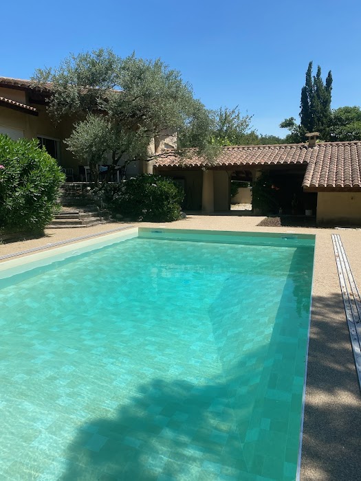 Rénovation complète d'une piscine